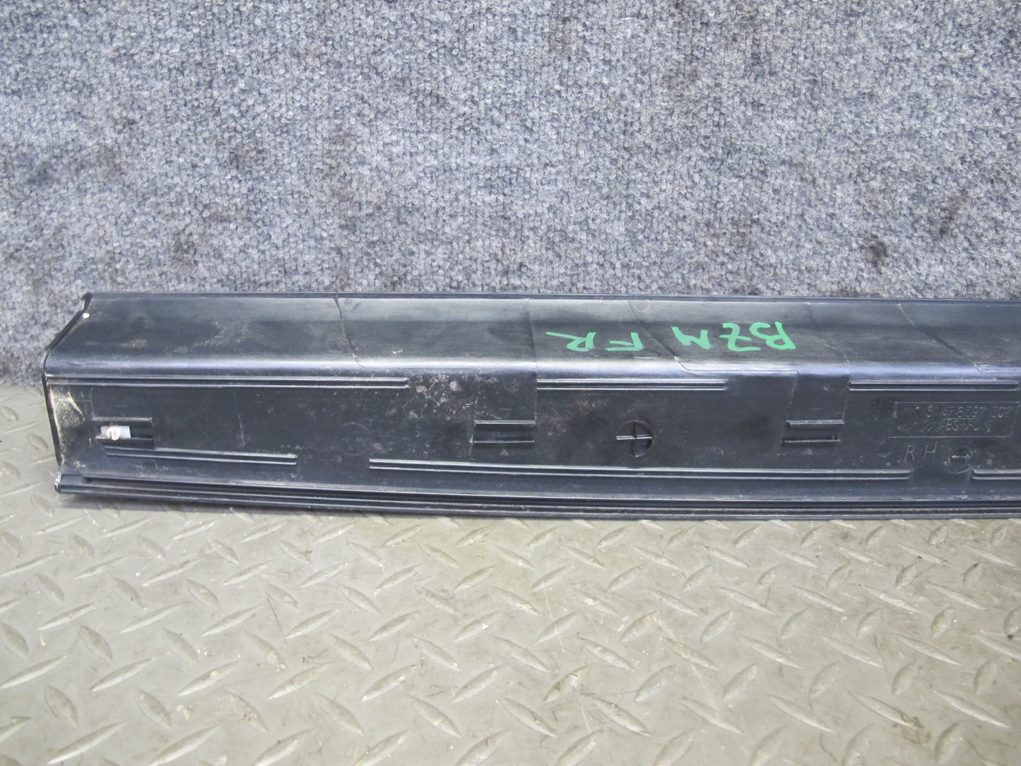 96-02 BMW E36/7 Z3 Roadster Set of 2 Door Scuff Sill Step Trim Plate w Seals OEM