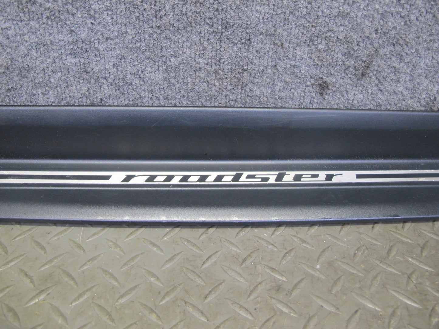 96-02 BMW E36/7 Z3 Roadster Set of 2 Door Scuff Sill Step Trim Plate w Seals OEM