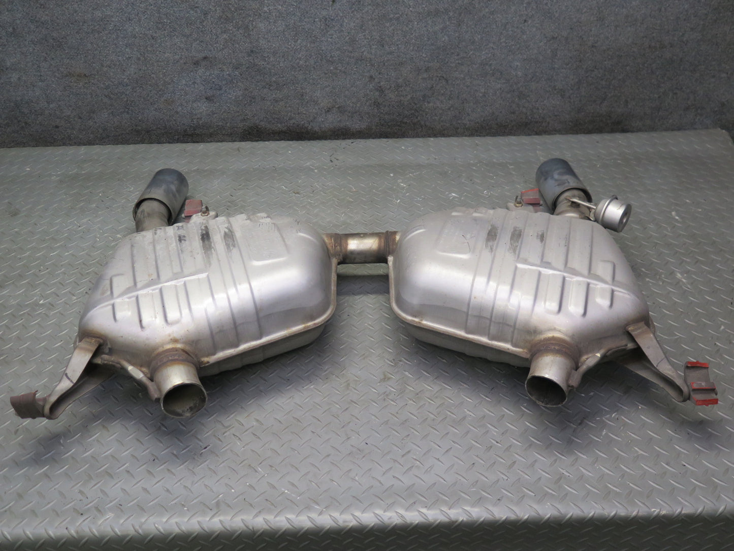 07-10 BMW E92 E93 335i N54 Set of 2 Rear Left  & Right Exhaust Muffler 64K OEM