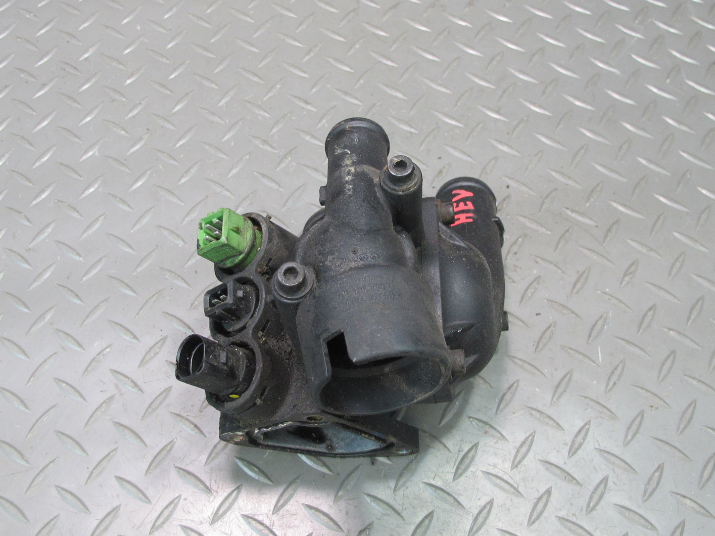 99-00 VW Eurovan T4 2.8L Engine Thermostat Housing 021121117A OEM