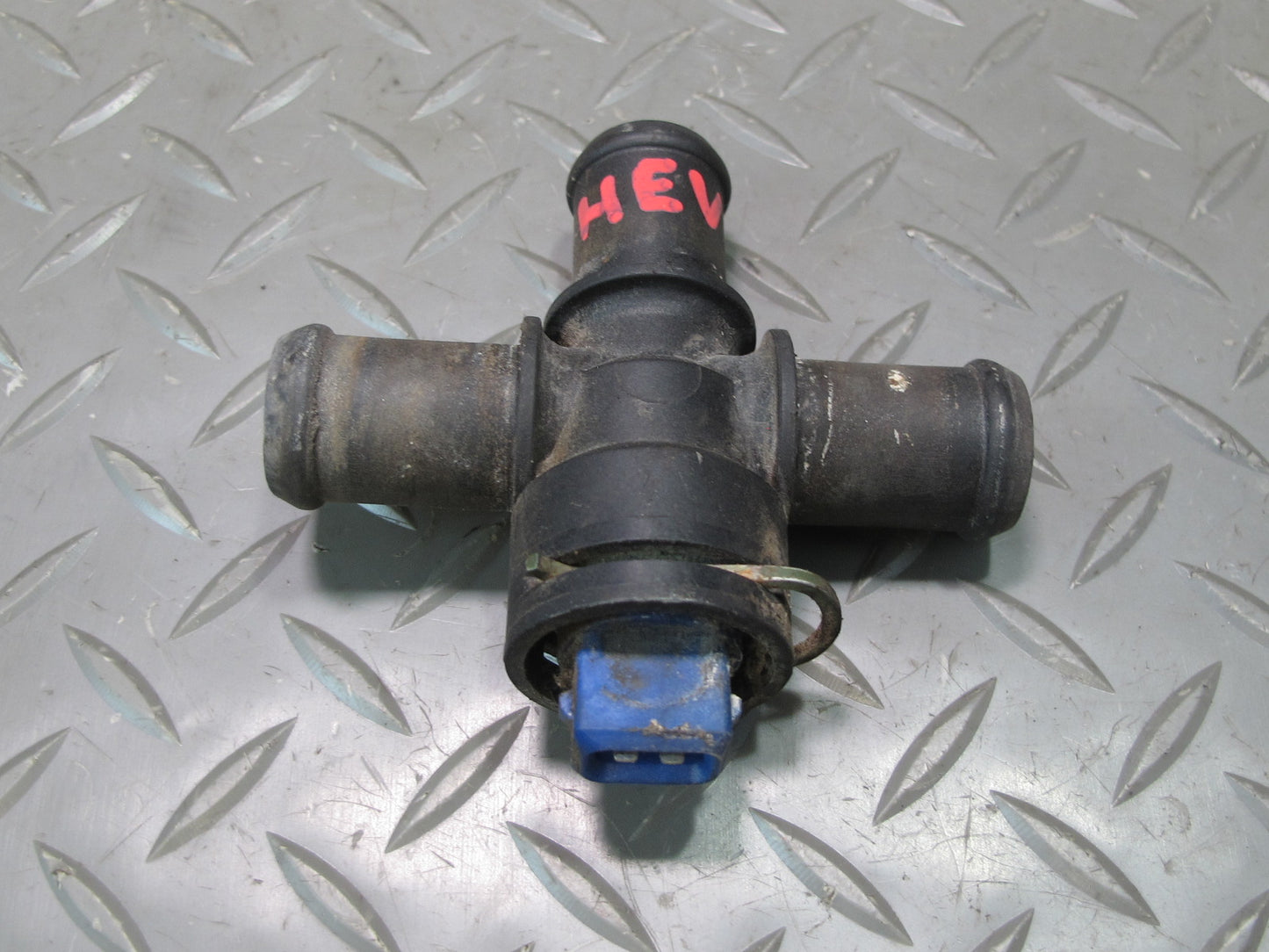 99-00 VW Eurovan T4 2.8L Engine Cooling Hose Flange Splitter Adapter OEM