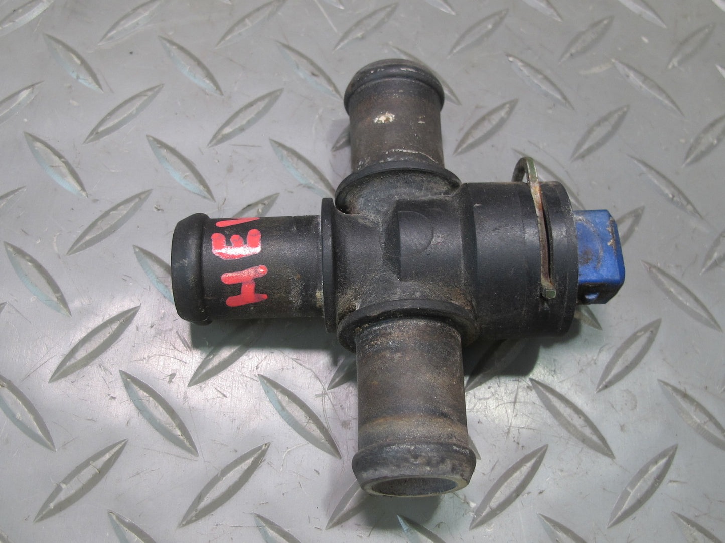 99-00 VW Eurovan T4 2.8L Engine Cooling Hose Flange Splitter Adapter OEM