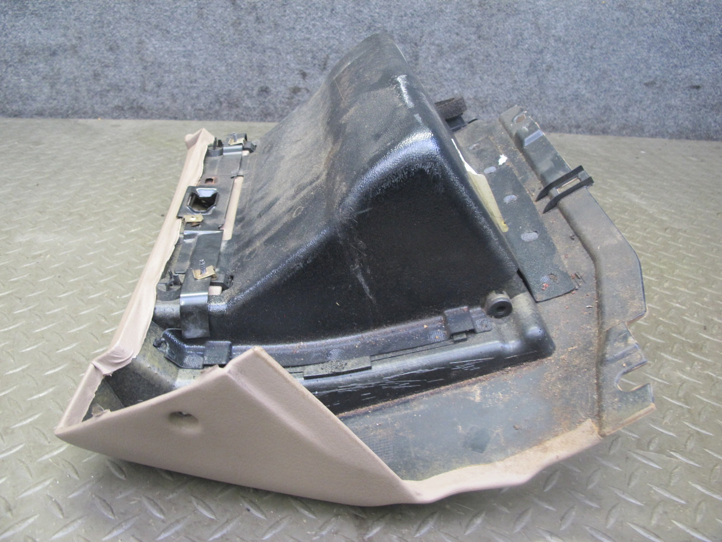 96-02 BMW E36/7 Z3 Dash Front Glove Box Compartment Storage Beige 8399612 OEM