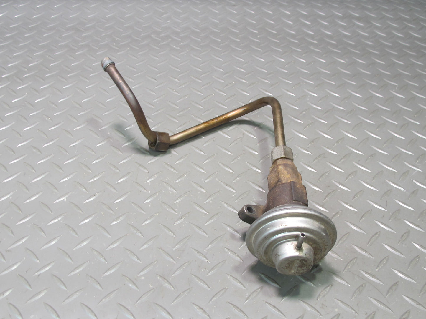 99-00 VW Eurovan T4 2.8L Gas Recirculation EGR Valve 021131501E OEM