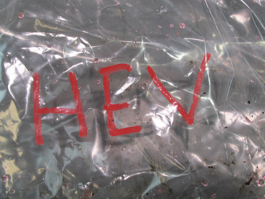 99-00 VW Eurovan T4 2.8L Engine Radiator Oil Cooler Heat Exchanger OEM