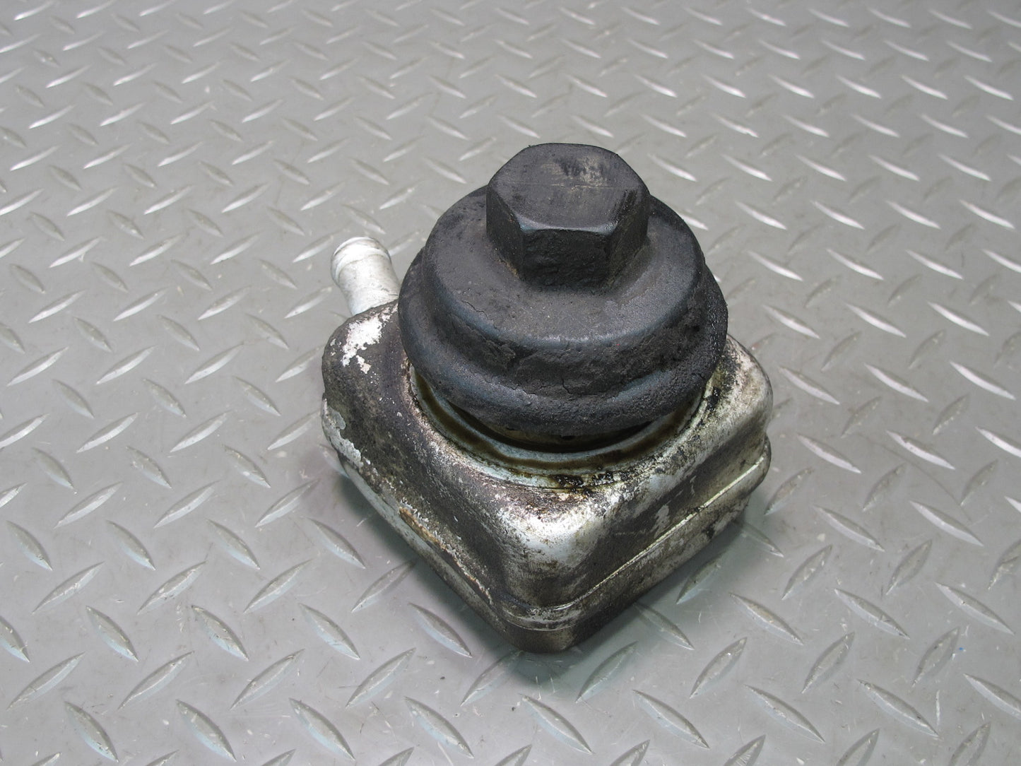 99-00 VW Eurovan T4 2.8L Engine Radiator Oil Cooler Heat Exchanger OEM