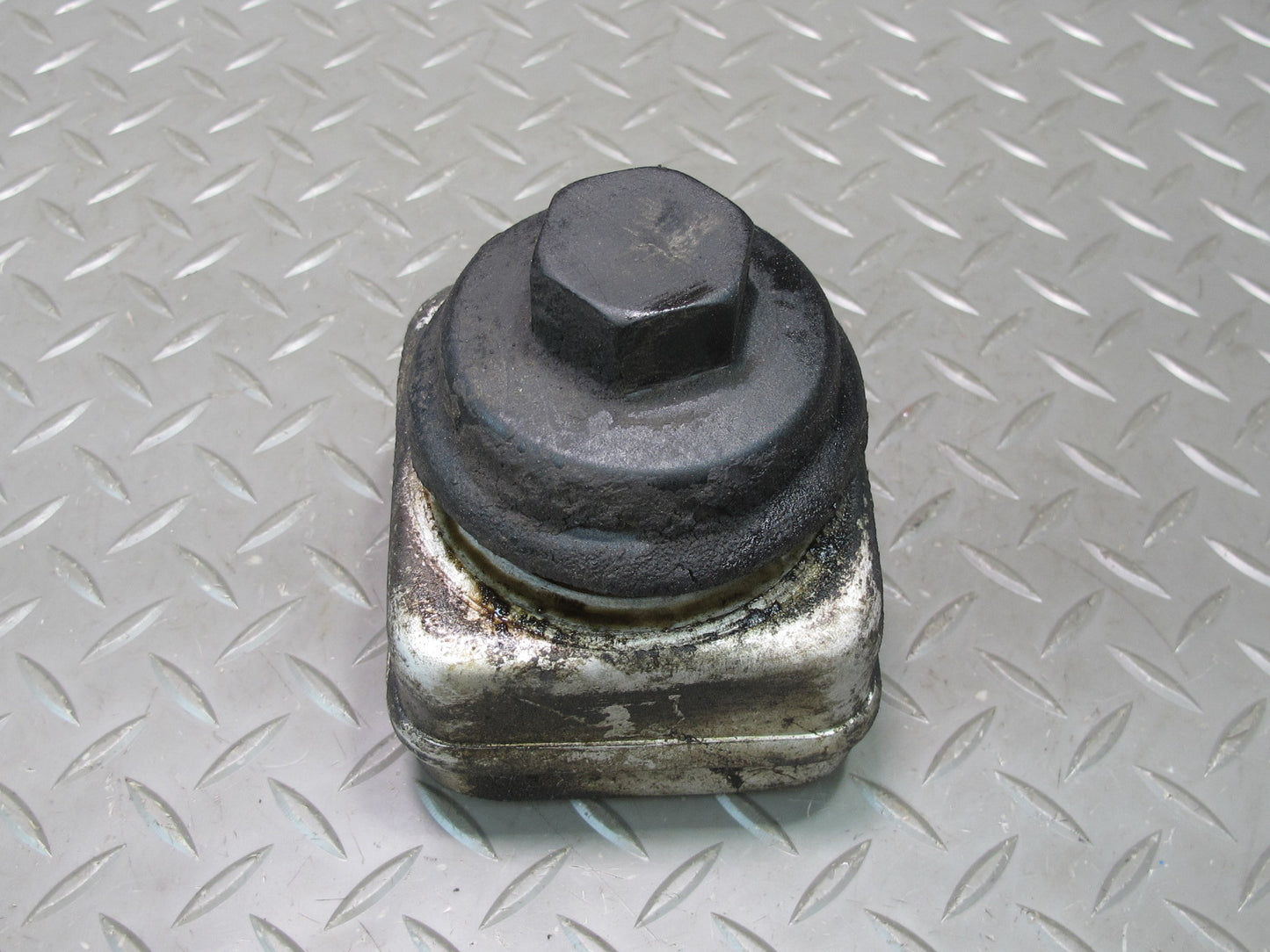 99-00 VW Eurovan T4 2.8L Engine Radiator Oil Cooler Heat Exchanger OEM