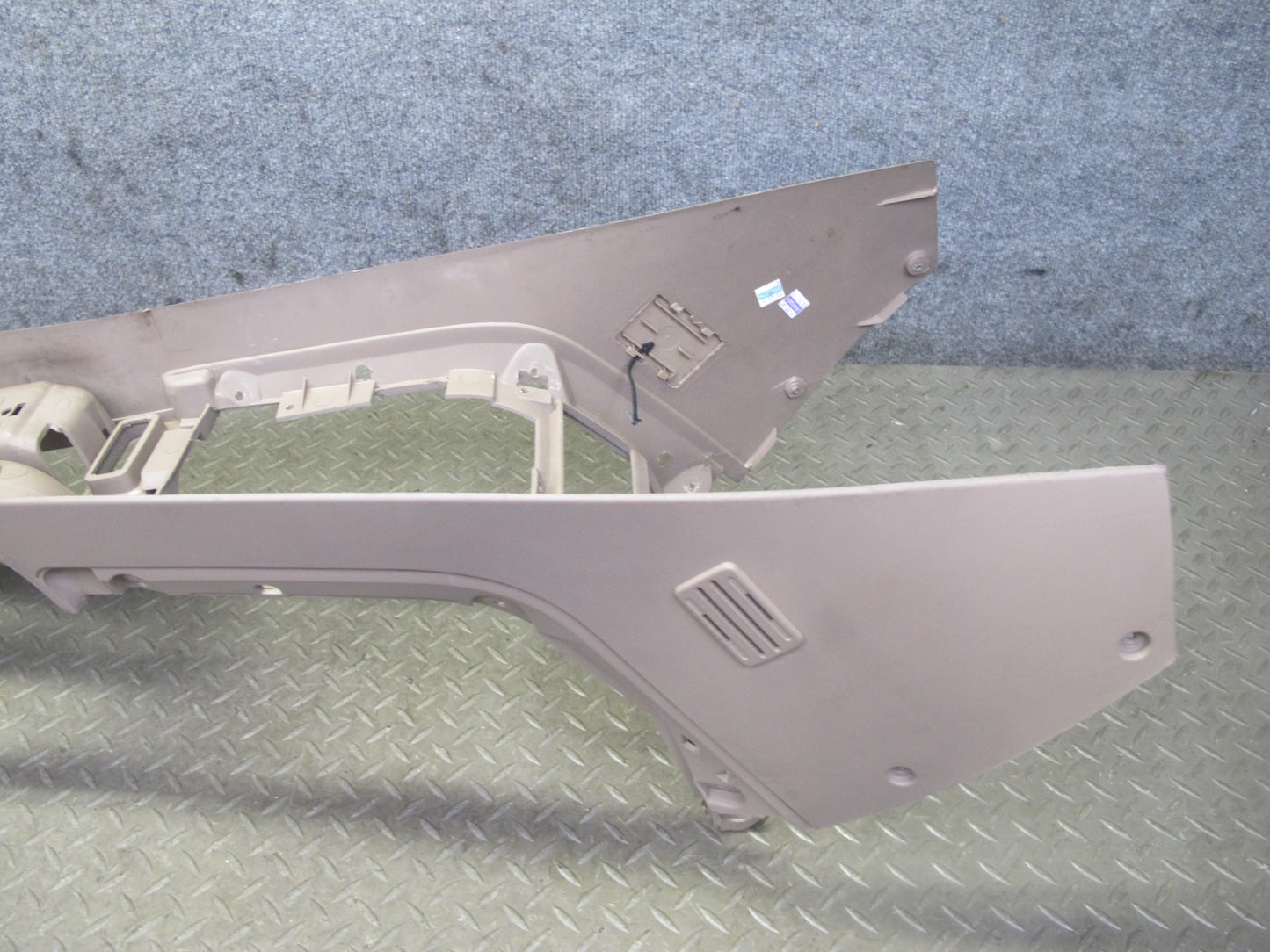 96-02 BMW E36/7 Z3 Roadster Center Console Trim Cover Panel Beige 8397523 OEM