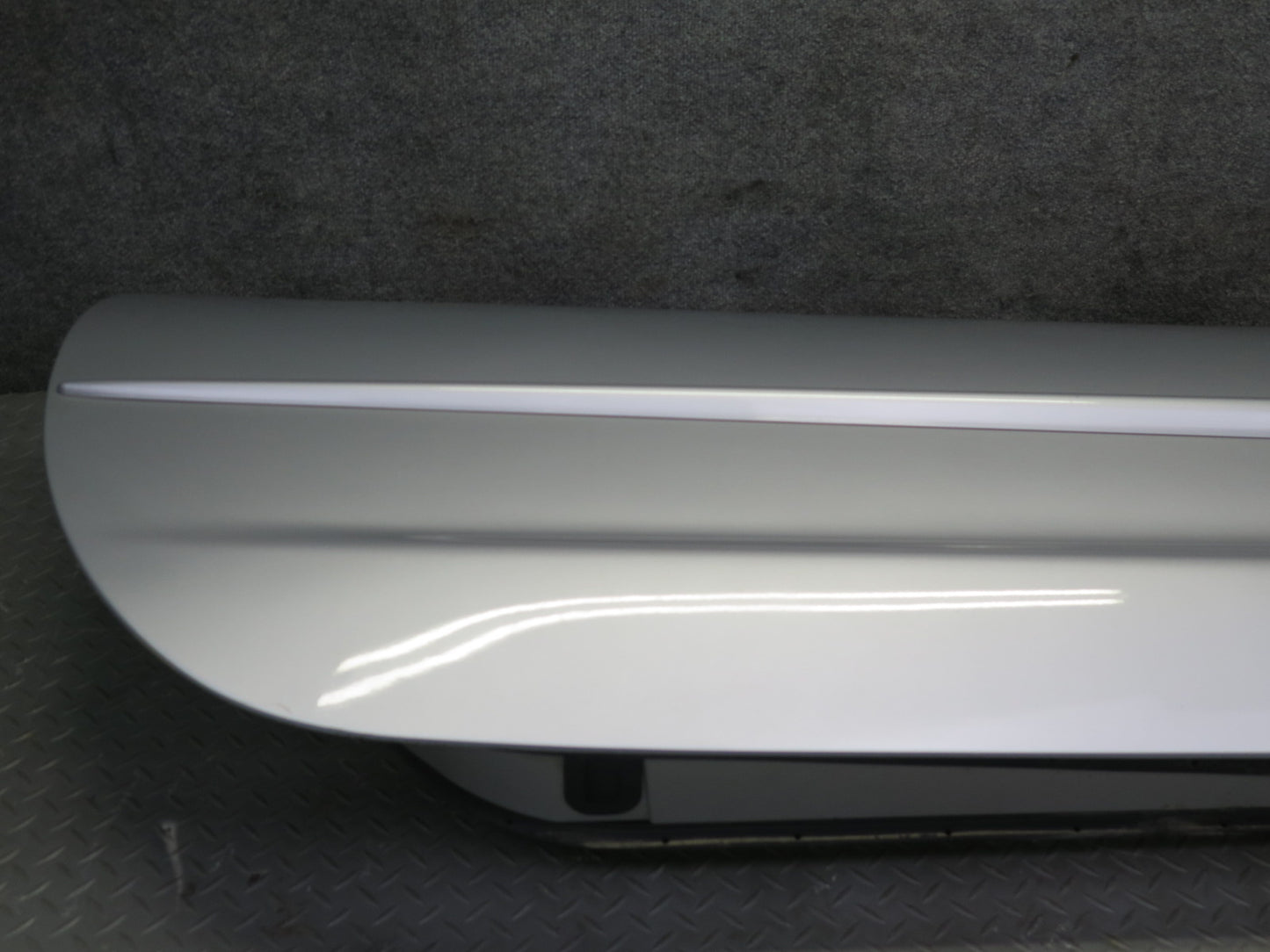 97-04 Chevrolet Corvette C5 Right Door Shell Panel Silver OEM