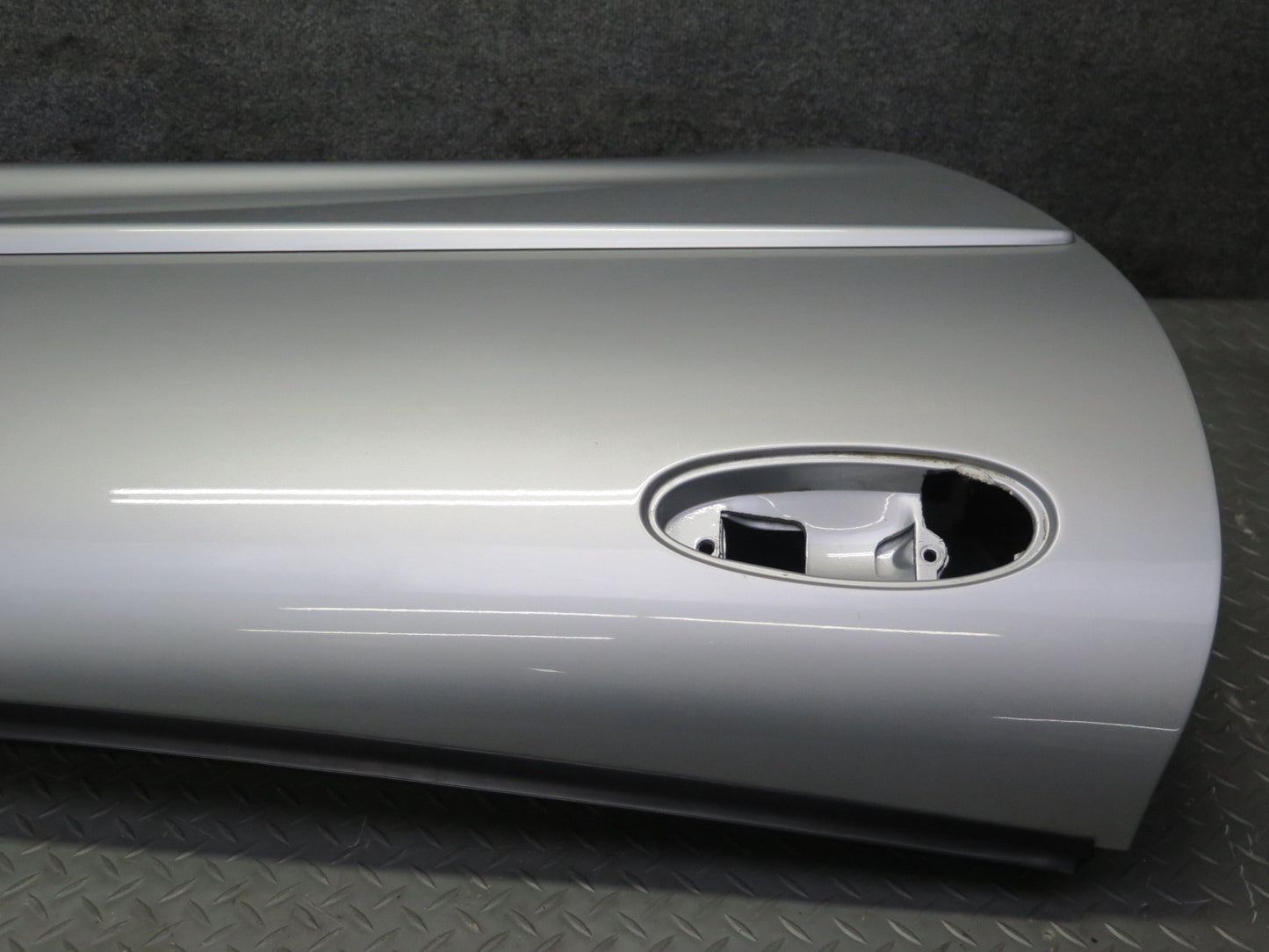 97-04 Chevrolet Corvette C5 Right Door Shell Panel Silver OEM