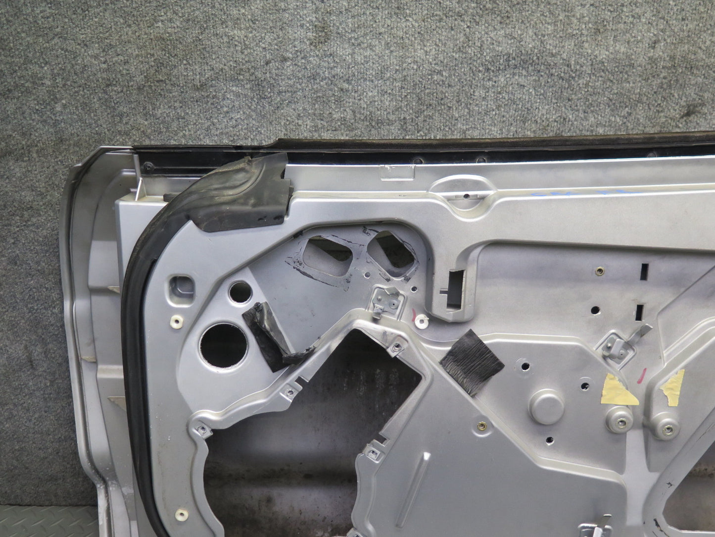 97-04 Chevrolet Corvette C5 Right Door Shell Panel Silver OEM