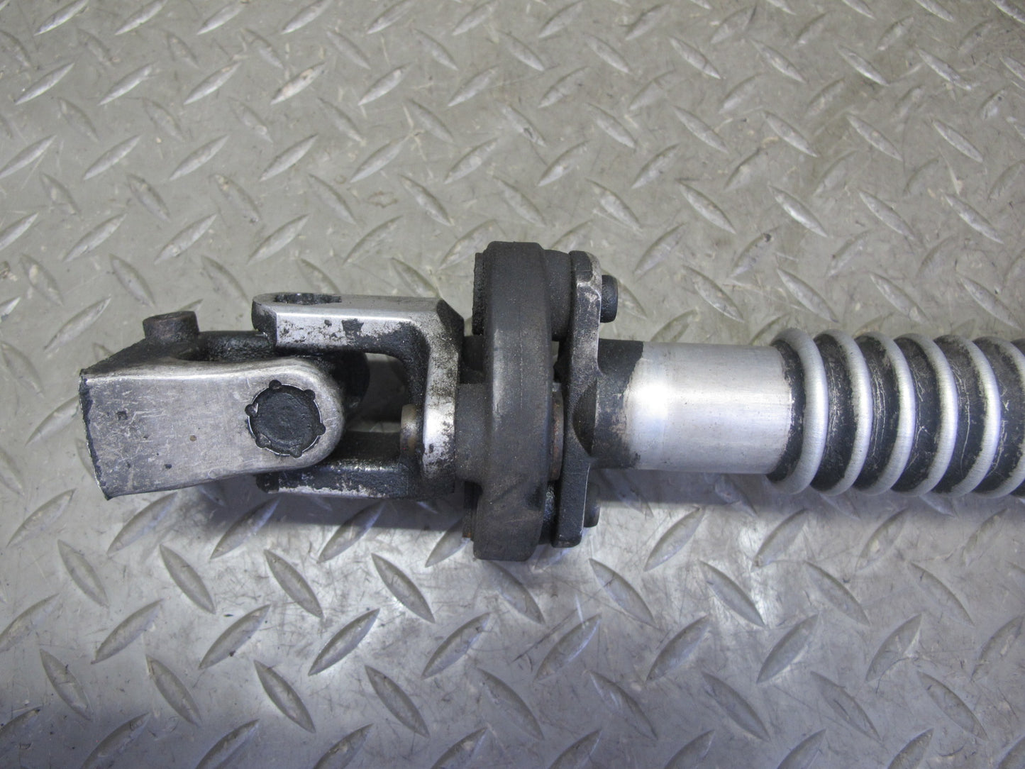 96-02 BMW E36/7 Z3 Steering Column Lower U Joint Linkage Shaft OEM