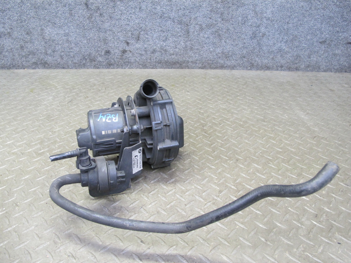 96-99 BMW E36/7 Z3 1.9L M44 Engine Secondary Air Injection Smog Pump OEM