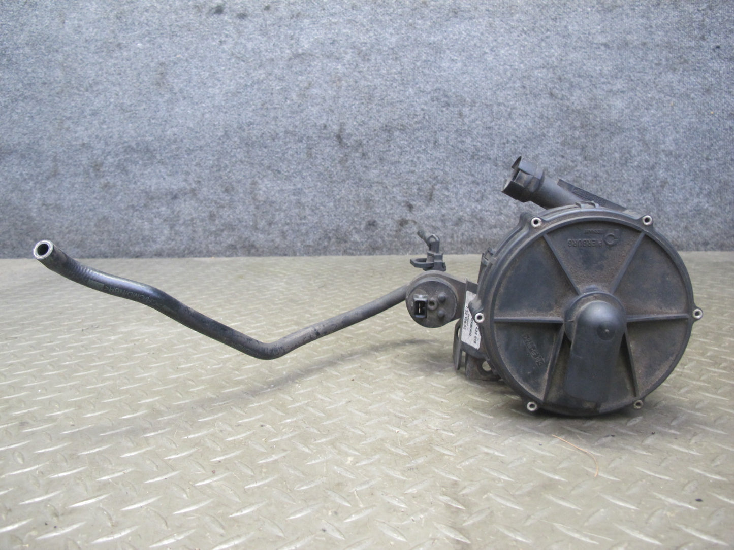 96-99 BMW E36/7 Z3 1.9L M44 Engine Secondary Air Injection Smog Pump OEM