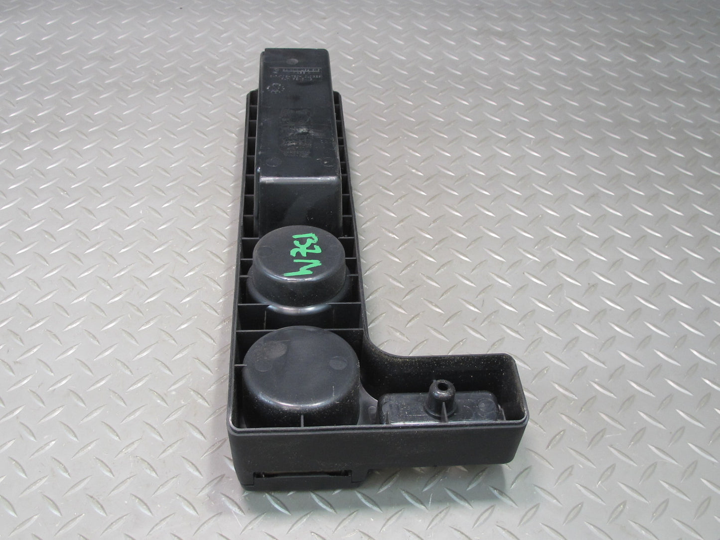 96-02 BMW E36/7 Z3 Center Console Armrest CUP Holder w Valet Insert 1469516 OEM