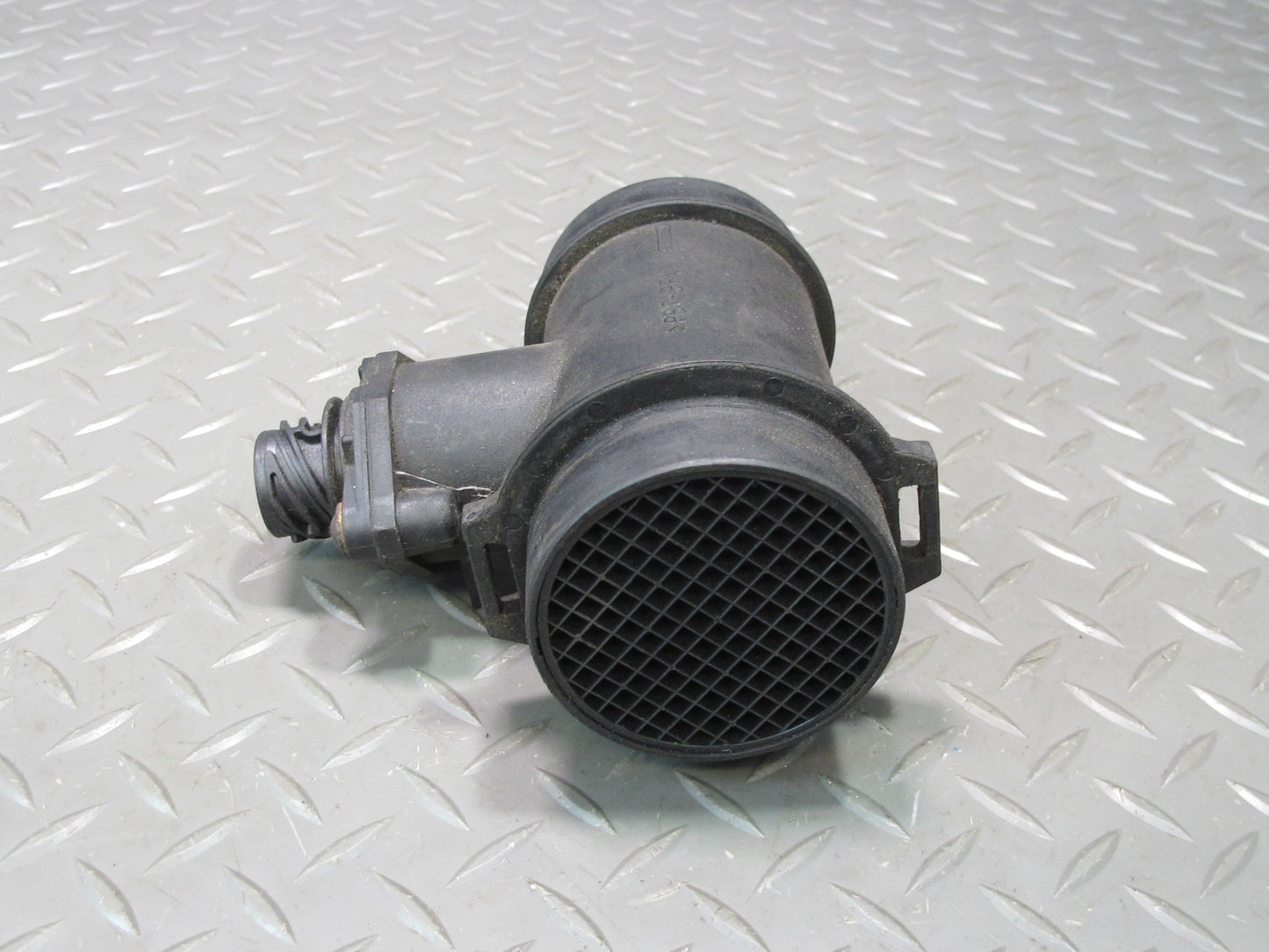 96-98 BMW E36/7 Z3 1.9L M44 Mass Air Flow Meter MAF Sensor 1736224 OEM