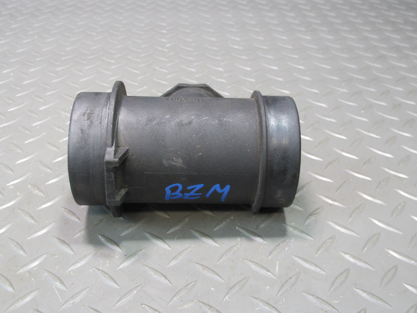 96-98 BMW E36/7 Z3 1.9L M44 Mass Air Flow Meter MAF Sensor 1736224 OEM