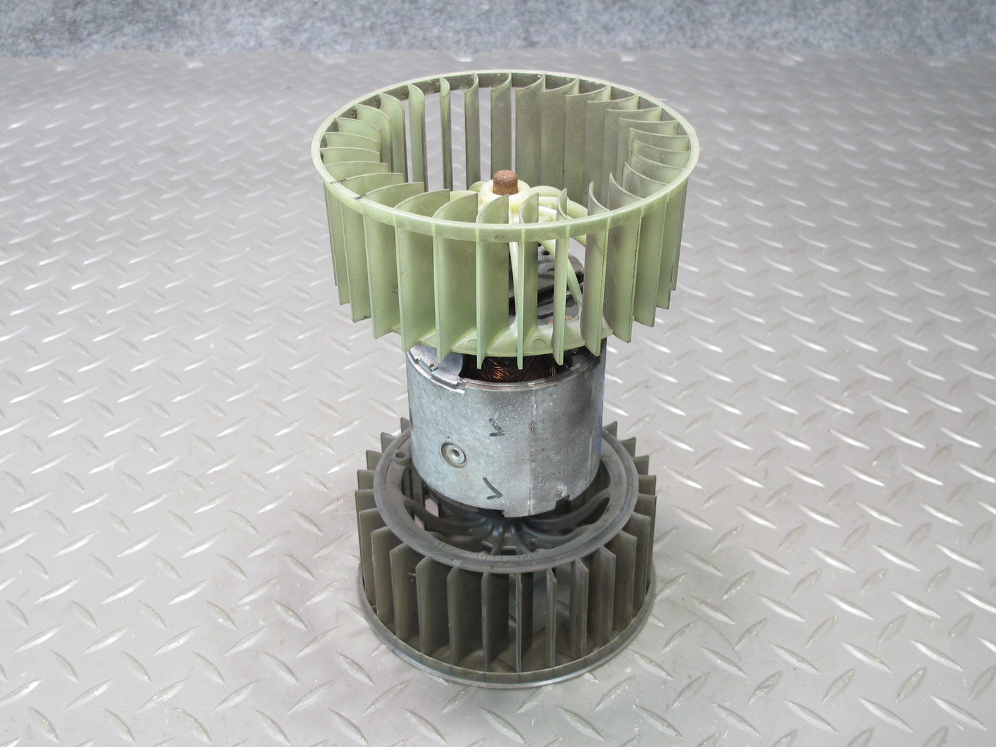 96-99 BMW E36/7 Z3 AC Heater Blower Motor Fan OEM
