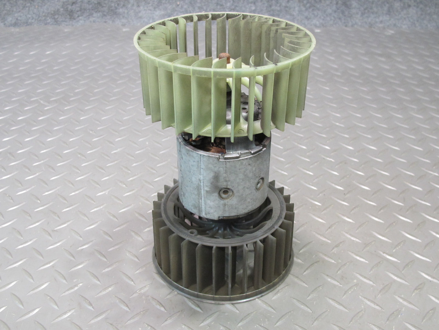 96-99 BMW E36/7 Z3 AC Heater Blower Motor Fan OEM