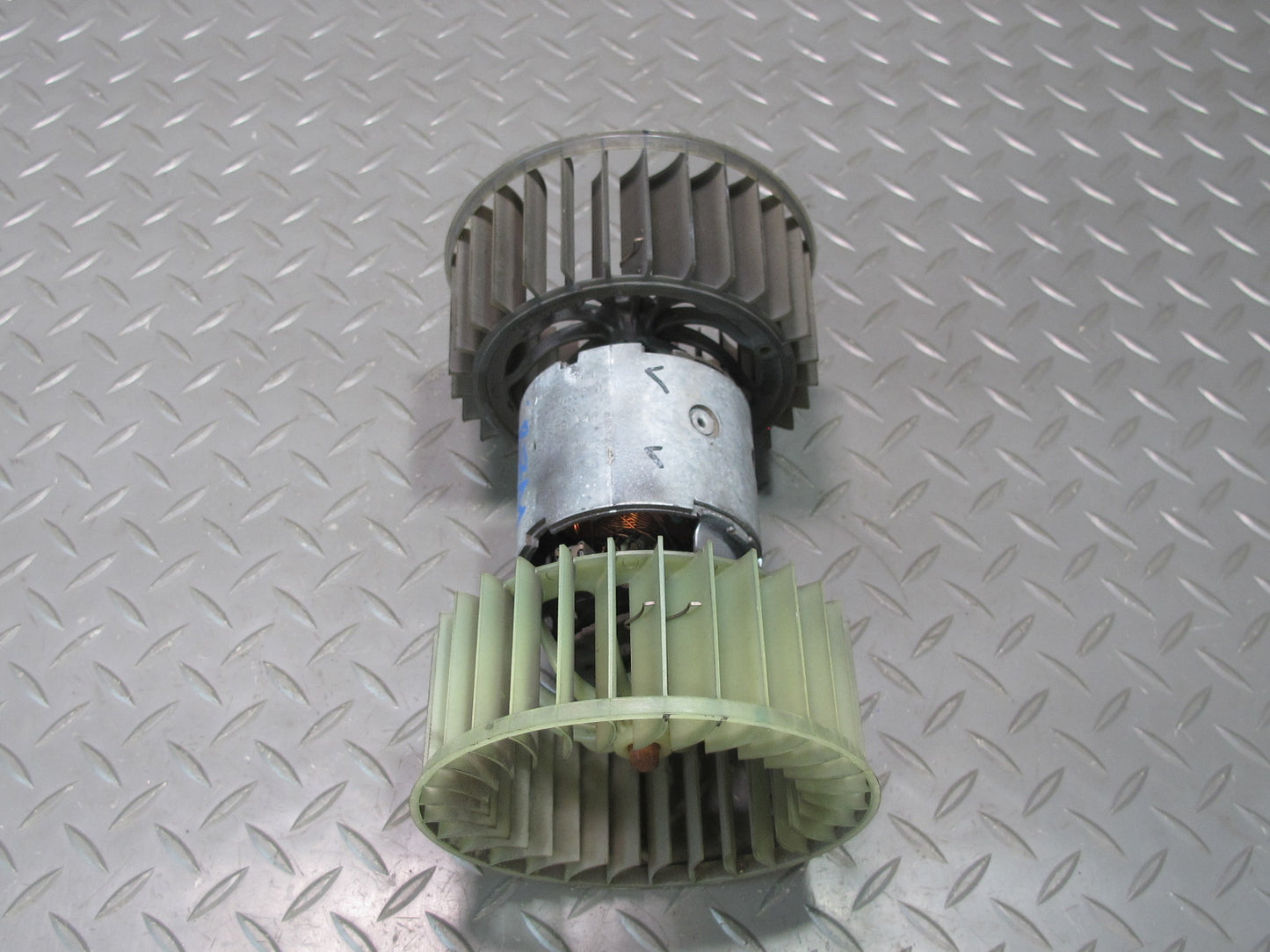 96-99 BMW E36/7 Z3 AC Heater Blower Motor Fan OEM