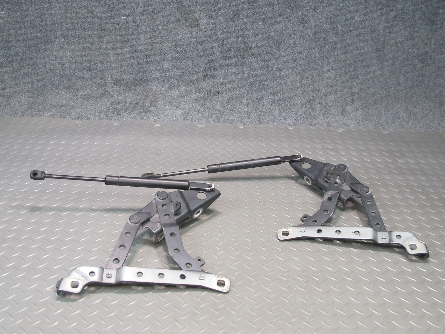 96-02 BMW E36/7 Z3 Front Left & Right Hood Bonnet Hinge Black Set OEM