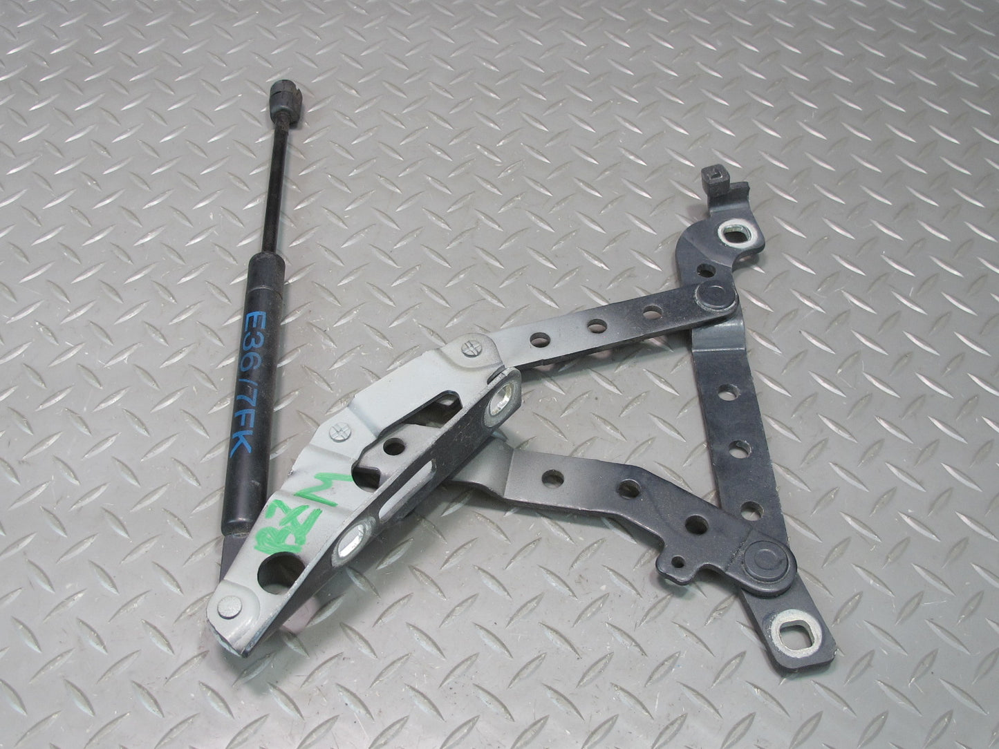 96-02 BMW E36/7 Z3 Front Left & Right Hood Bonnet Hinge Black Set OEM