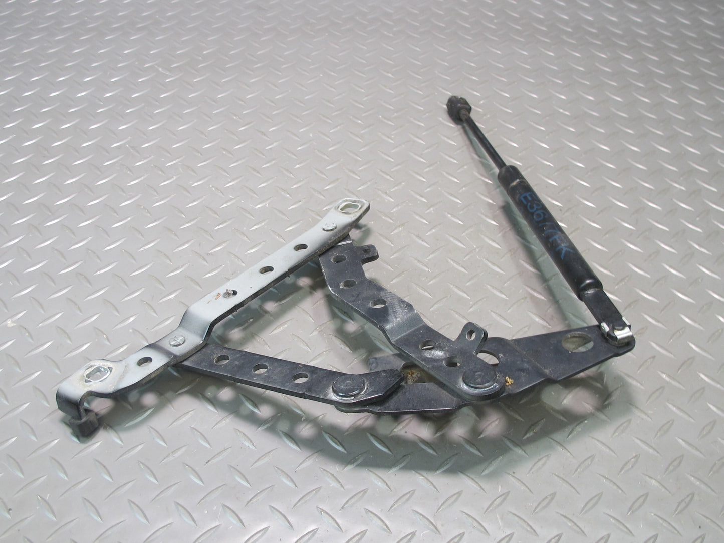 96-02 BMW E36/7 Z3 Front Left & Right Hood Bonnet Hinge Black Set OEM