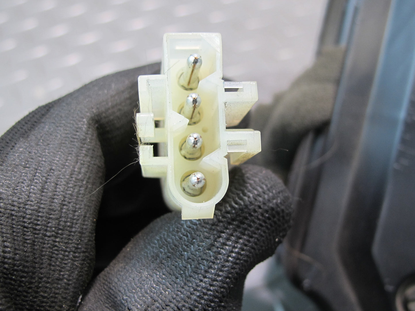 98-99 BMW E36/7 Z3 Roadster Rear Harman Kardon Subwoofer Box Speaker OEM