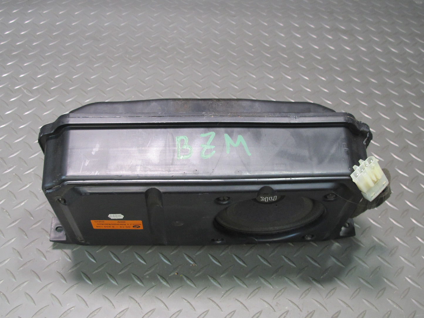 98-99 BMW E36/7 Z3 Roadster Rear Harman Kardon Subwoofer Box Speaker OEM