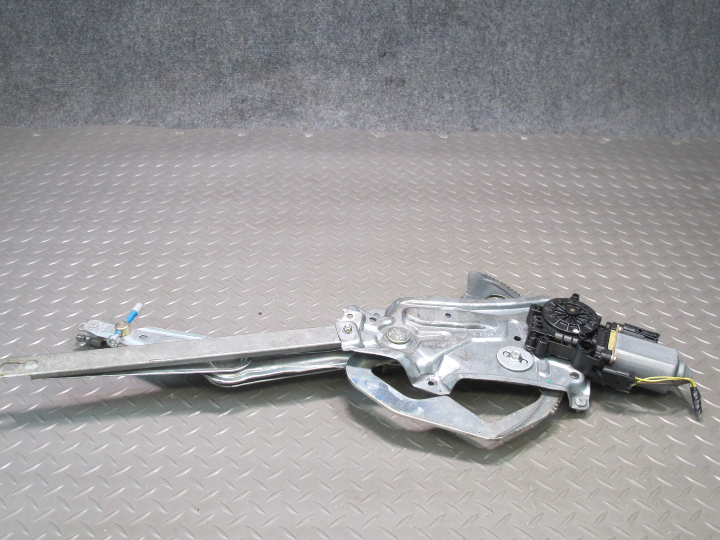 96-02 BMW E36/7 Z3 Roadster Right Passenger Door Window Regulator w Motor OEM