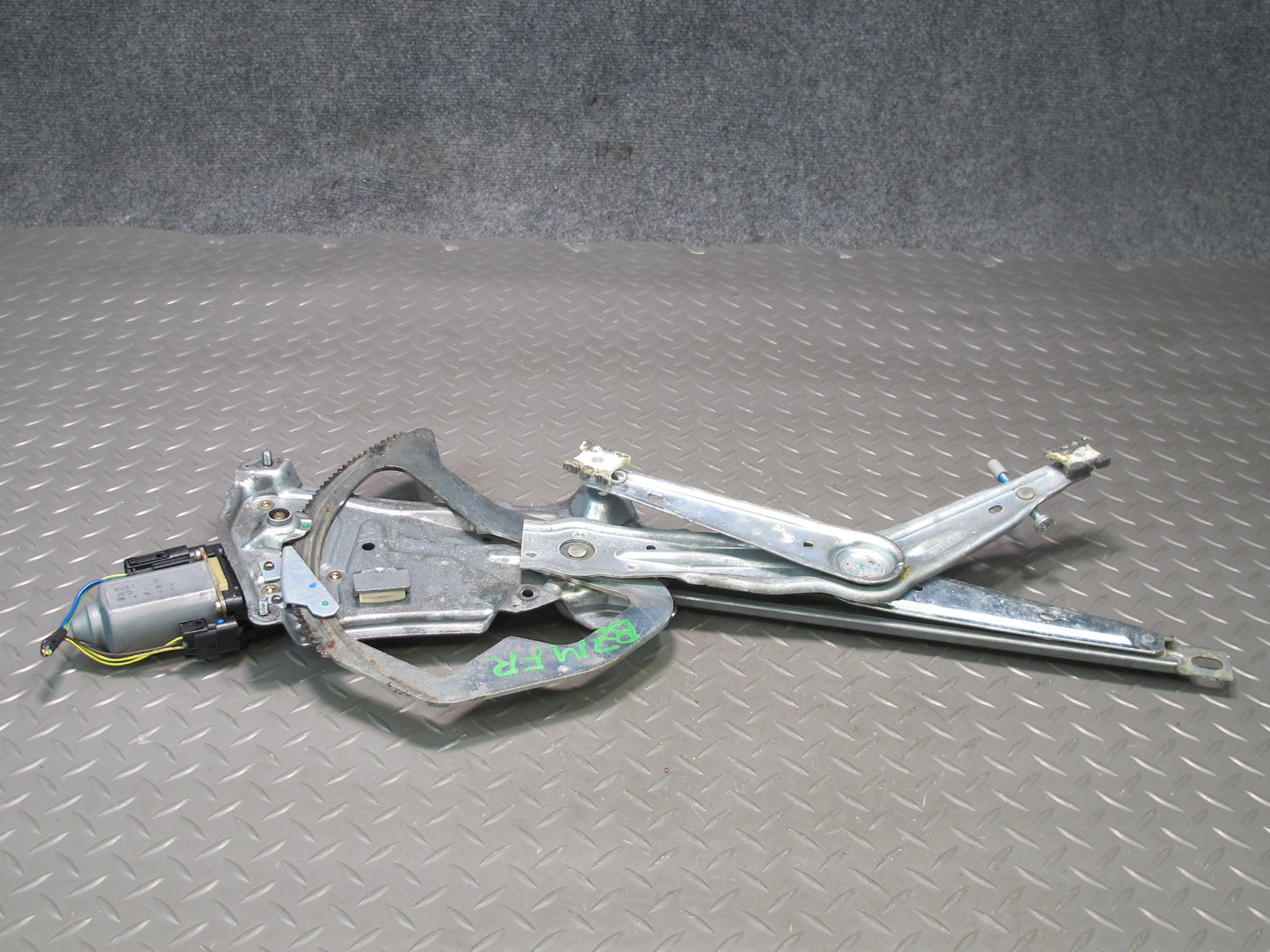 96-02 BMW E36/7 Z3 Roadster Right Passenger Door Window Regulator w Motor OEM