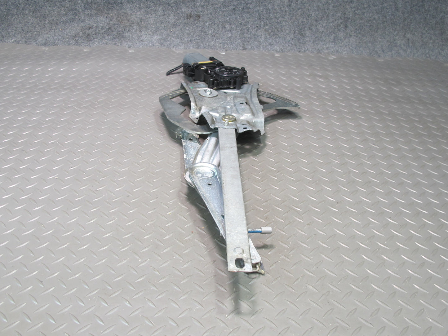 96-02 BMW E36/7 Z3 Roadster Left Driver Door Window Regulator w Motor OEM