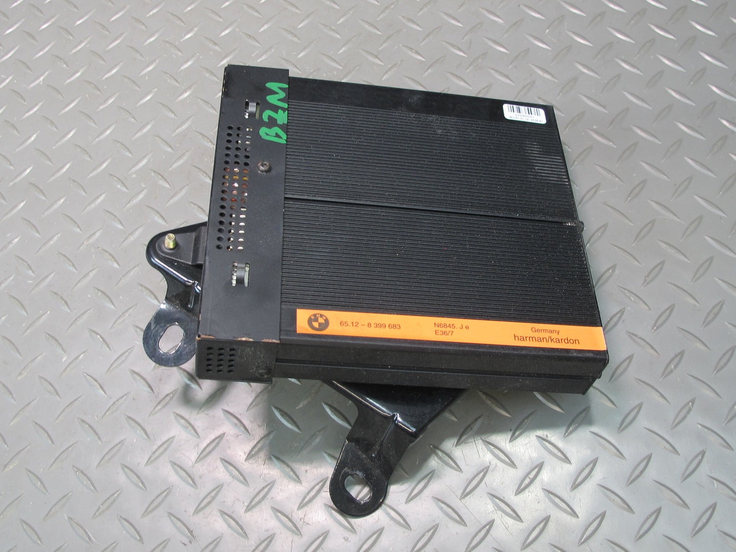 98-99 BMW E36/7 Z3 Roadster Harman Kardon Audio Sound AMP Amplifier 8399683 OEM