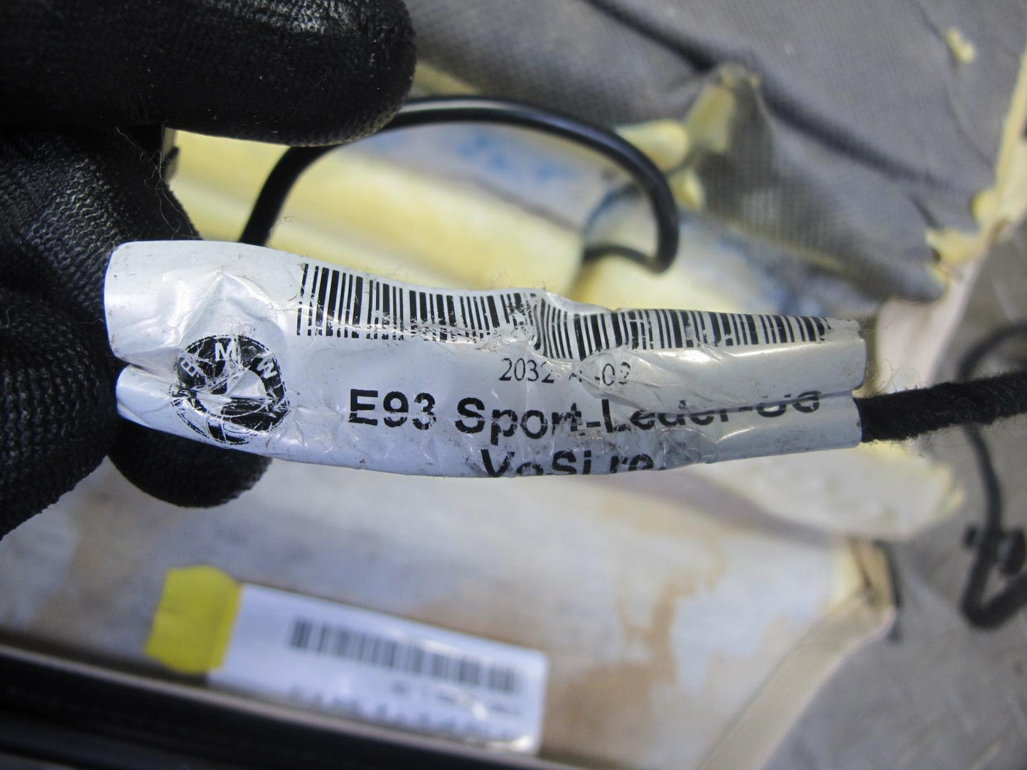 07-09 BMW E93 335i Convertible Front Right Sport Seat Lower Leather Cushion OEM