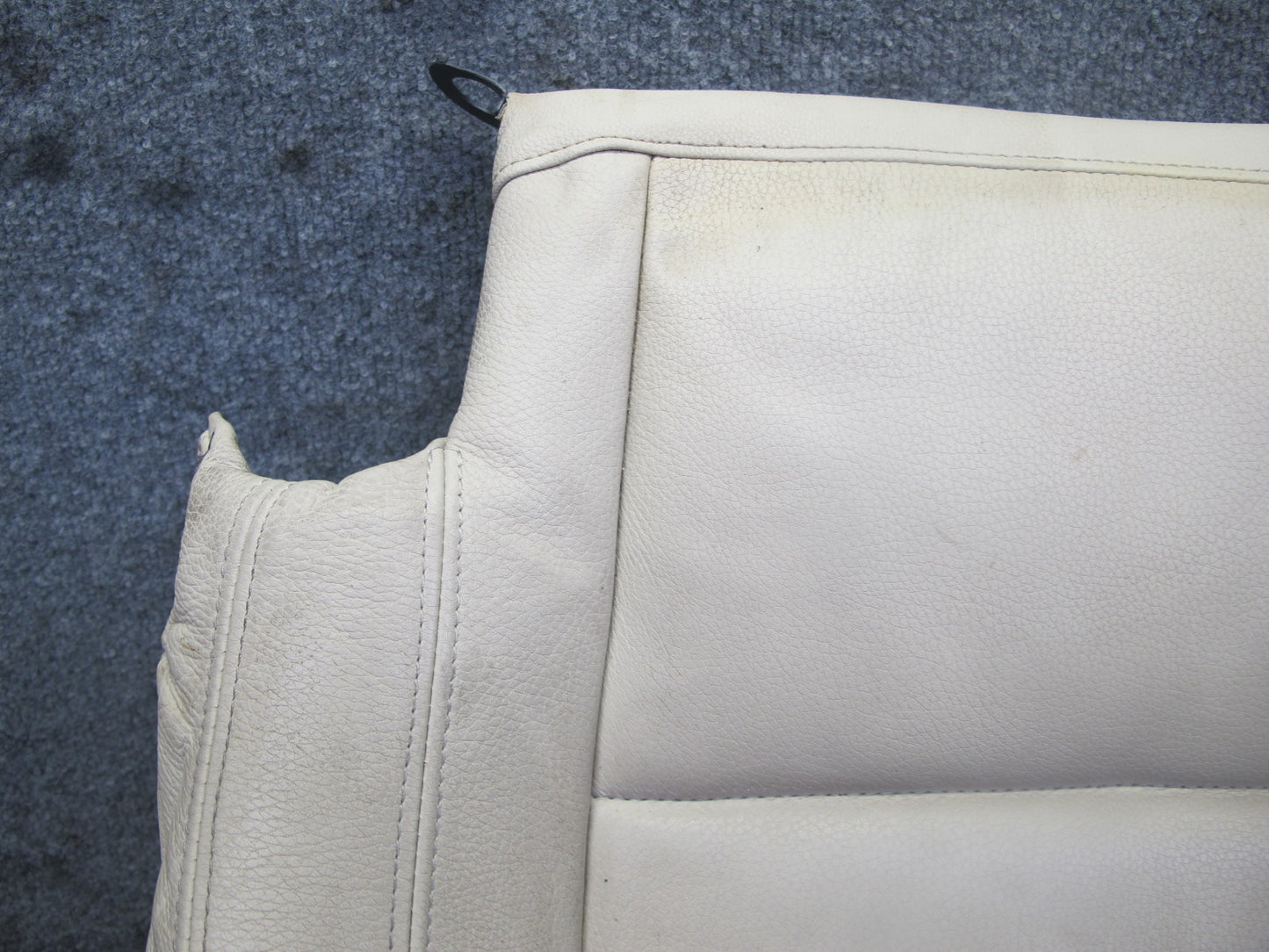 07-09 BMW E93 335i Convertible Front Right Sport Seat Lower Leather Cushion OEM