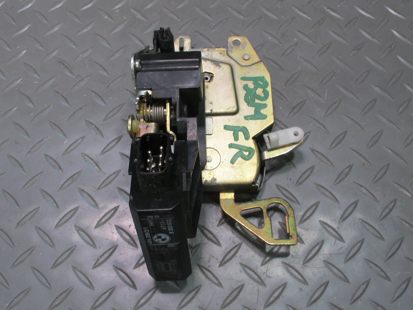 96-02 BMW E36/7 Z3 Right Passenger Door Lock Latch Actuator 8353012 OEM