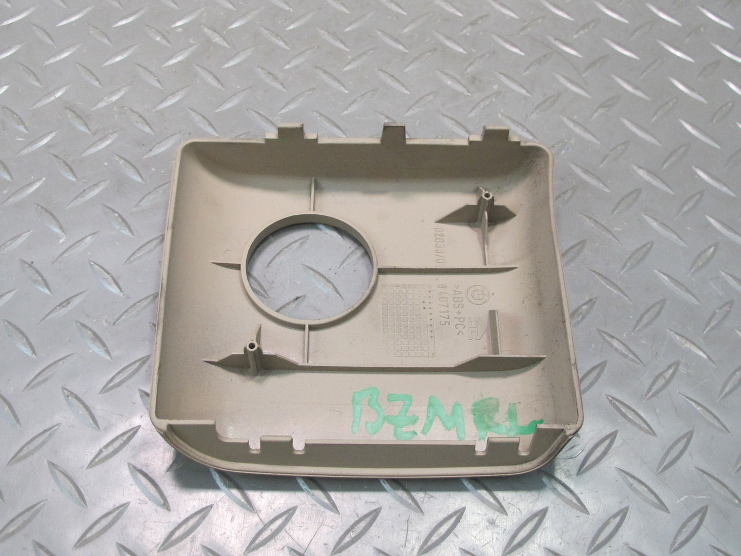 96-02 BMW E36/7 Z3 Roadster Rear Left Roll Bar Trim Cover Beige OEM