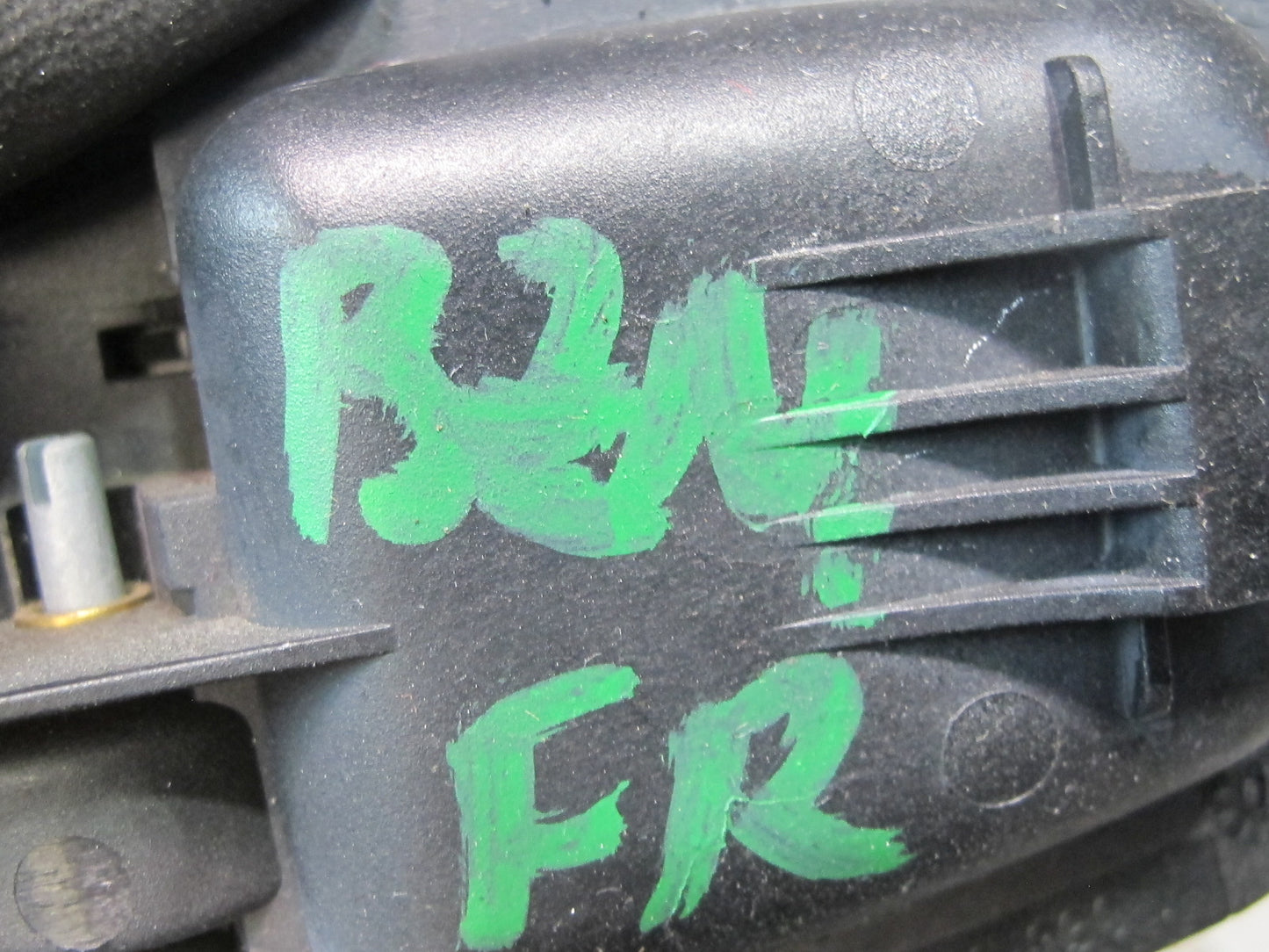 96-02 BMW E36/7 Z3 Right Passenger Door Interior Handle 1960830 OEM