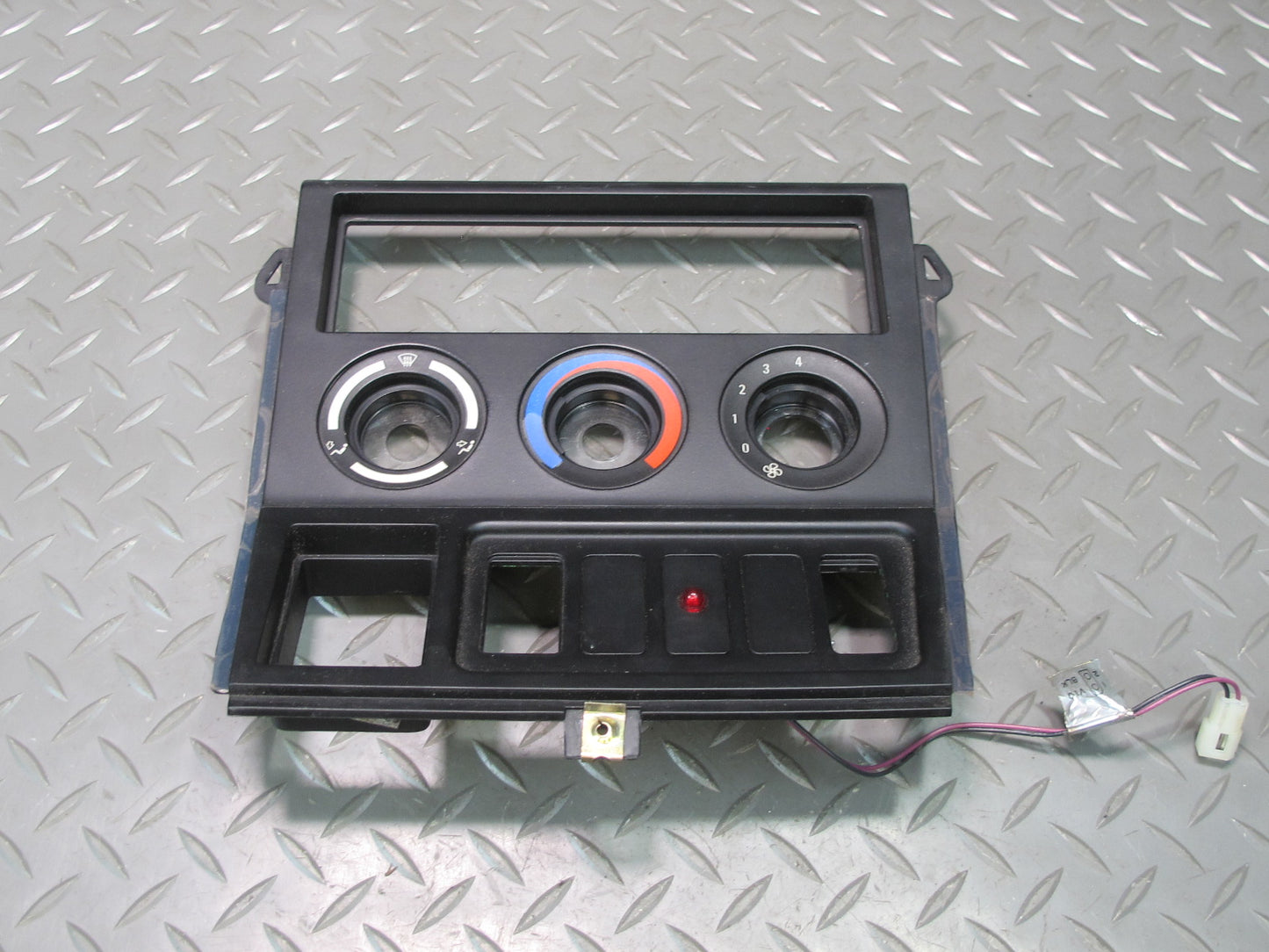 96-99 BMW E36/7 Z3 Center Console A/C Heater Switch Trim Panel Black OEM