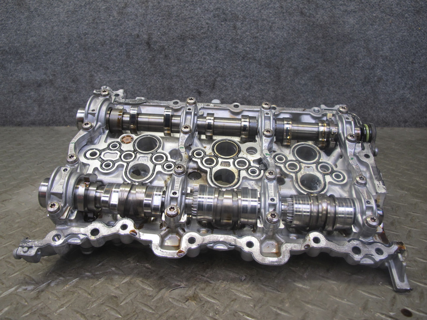 17-23 Porsche Panamera 971 2.9L Csza Engine Left Cylinder Head Valve Cover 43k