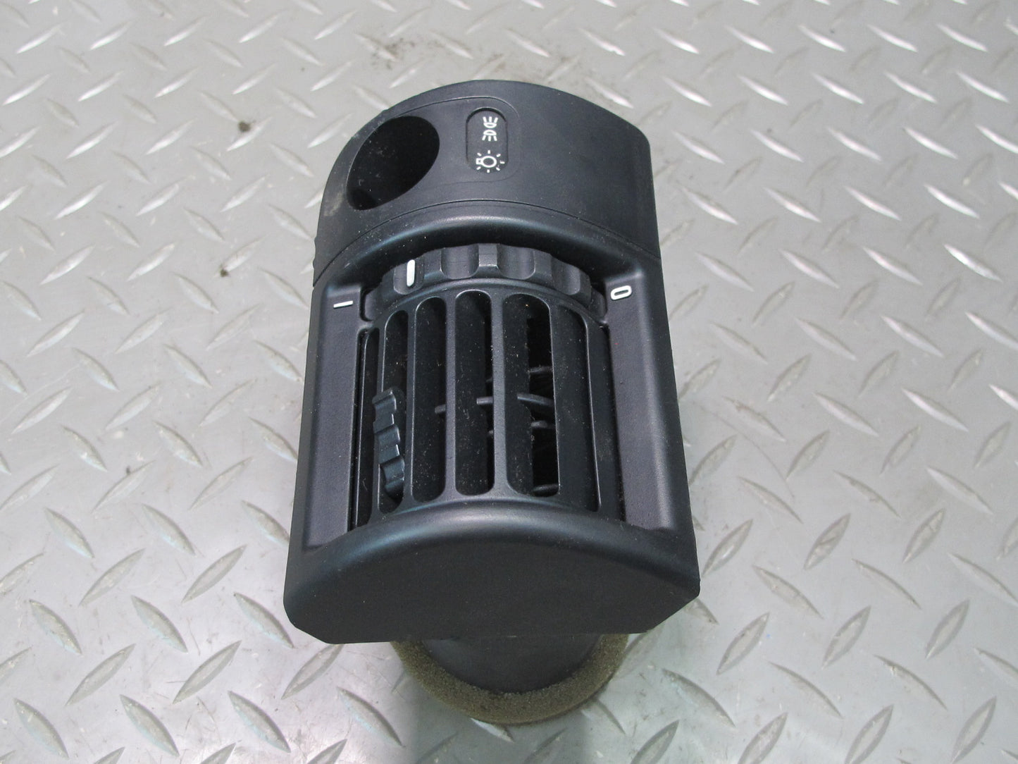 96-02 BMW E36/7 Z3 Set of 3 Dash Dashboard Left Right Center Air Vent Black OEM