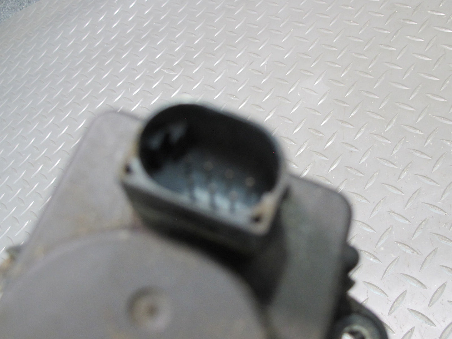 97-98 BMW E36/7 Z3 1.9L Roadster Cruise Control Actuator w Cable 8369027 OEM