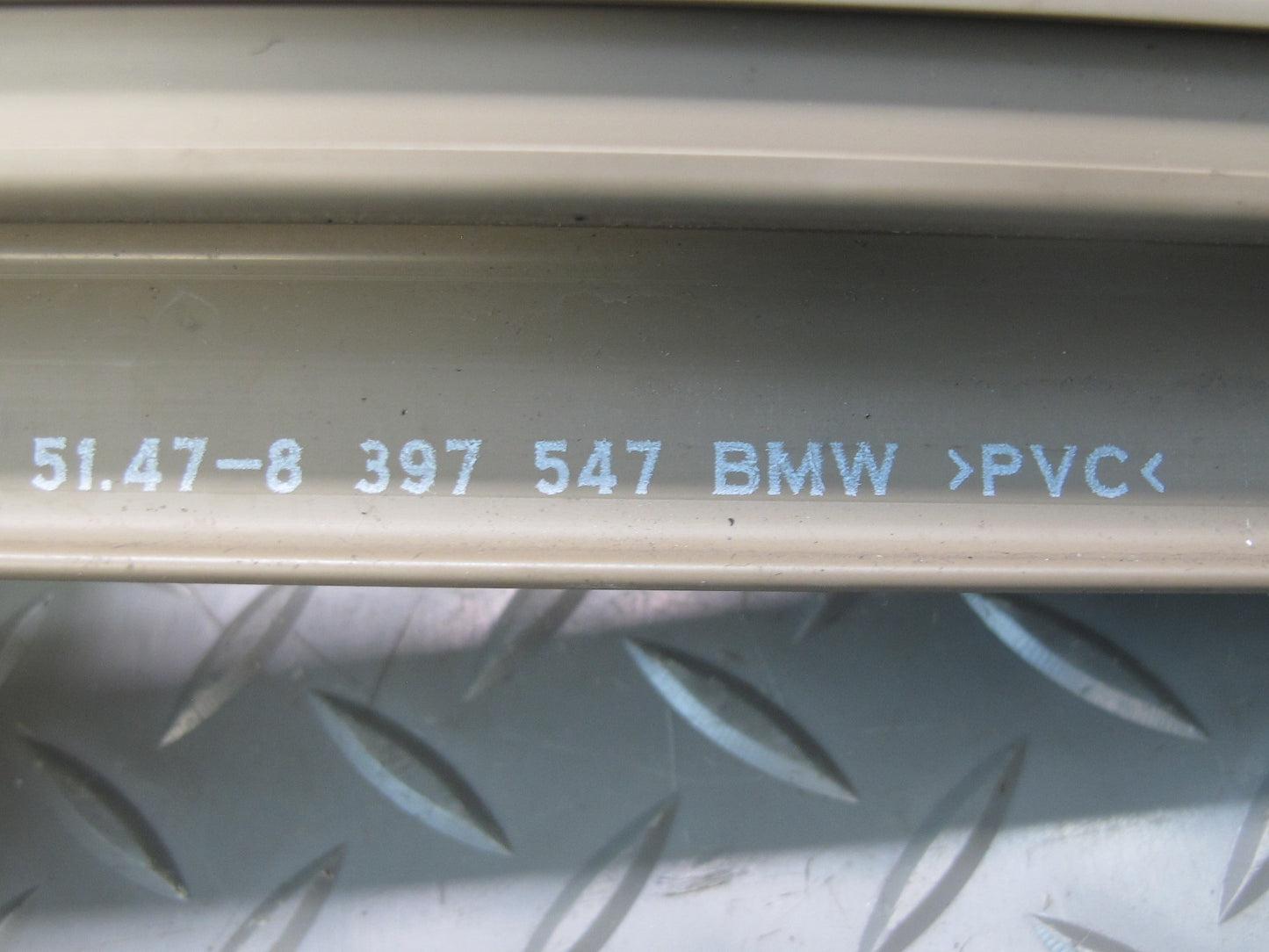 96-02 BMW E36/7 Z3 Roadster Right Door Sill Trim Carpet Holder Beige 8397547 OEM