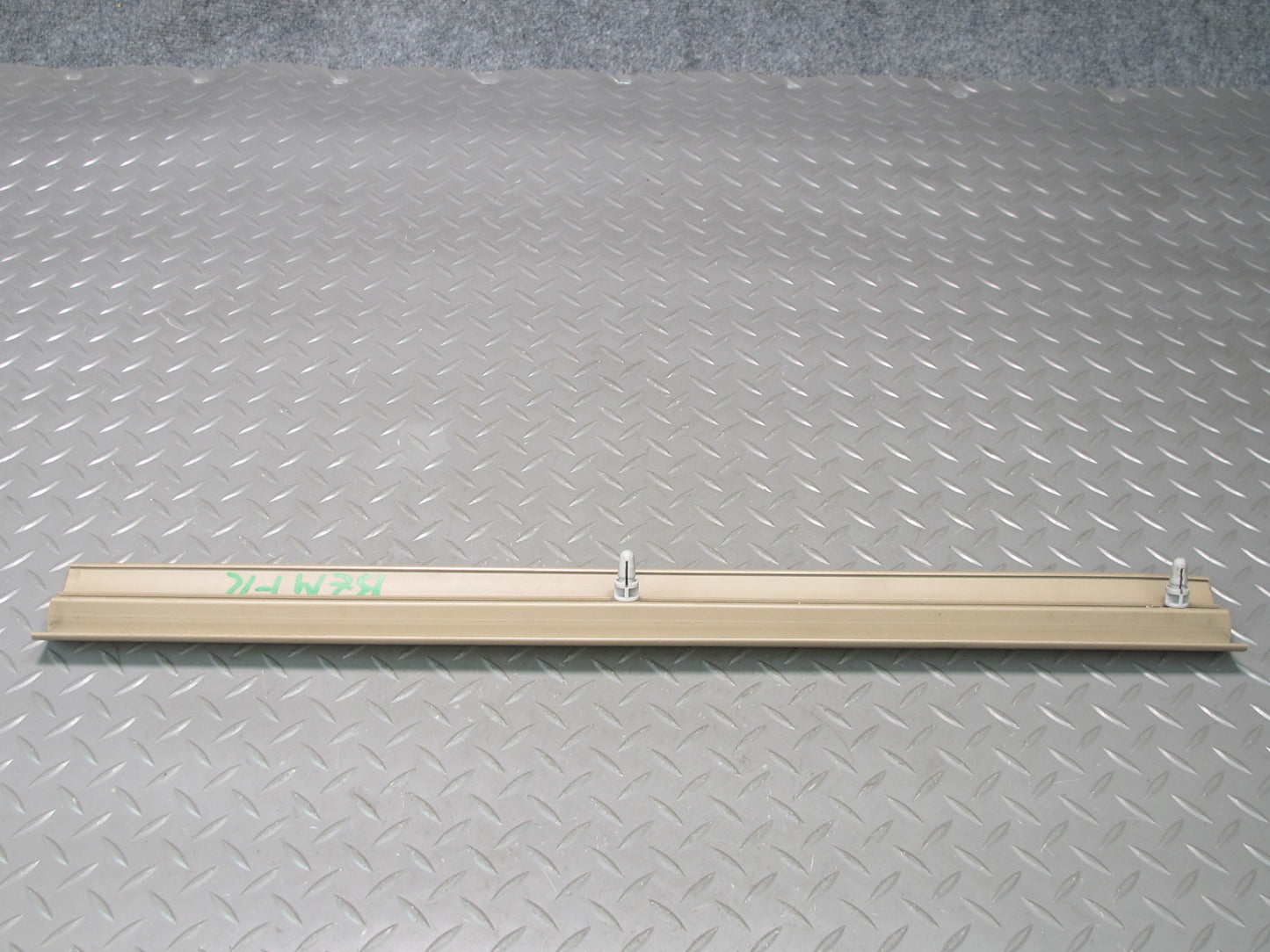 96-02 BMW E36/7 Z3 Roadster Right Door Sill Trim Carpet Holder Beige 8397547 OEM