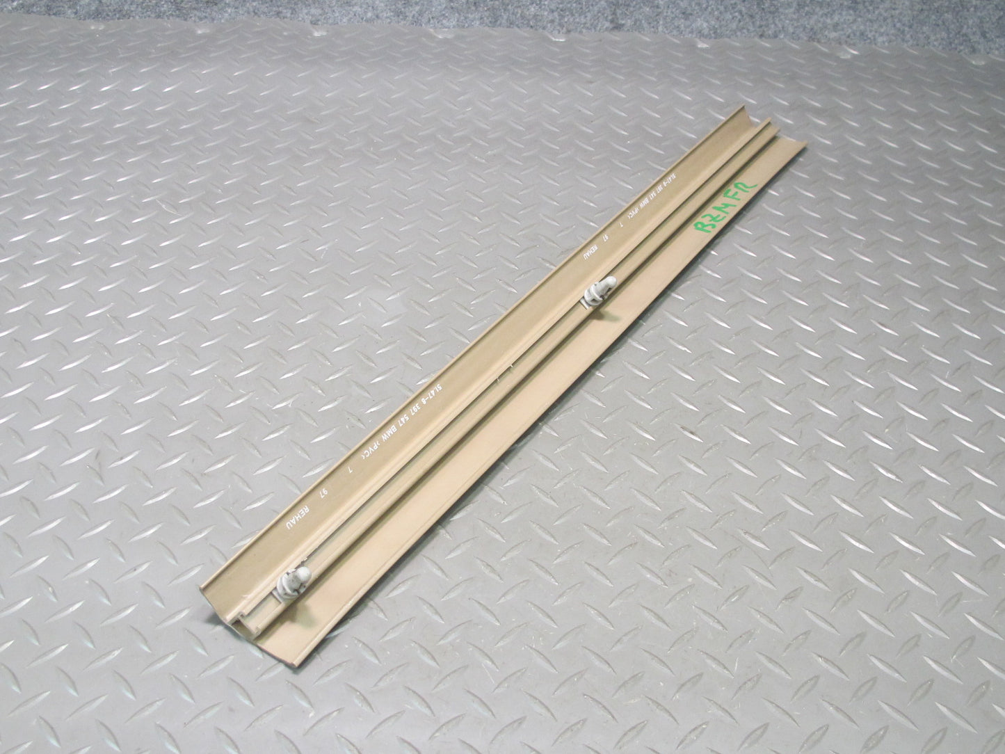 96-02 BMW E36/7 Z3 Roadster Right Door Sill Trim Carpet Holder Beige 8397547 OEM