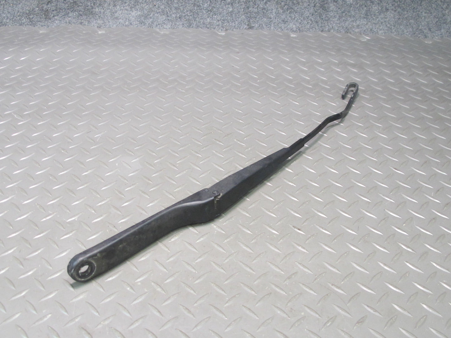 96-02 BMW E36/7 Z3 Set of 2 Front Left & Right Windshield Wiper Arm OEM