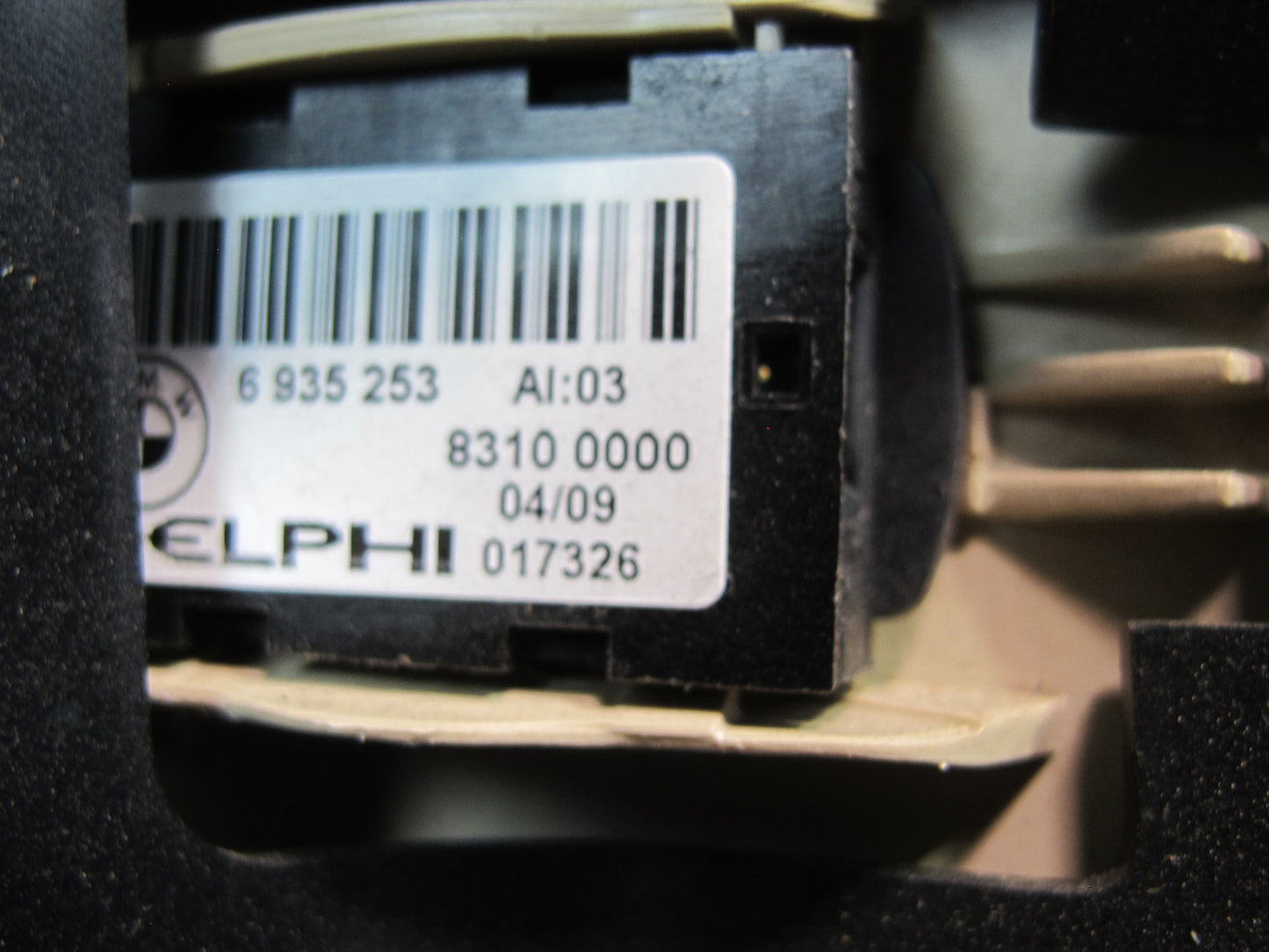 07-09 BMW E93 Convertible Front Left Seat Adjust Lumbar Switch w Trim  OEM