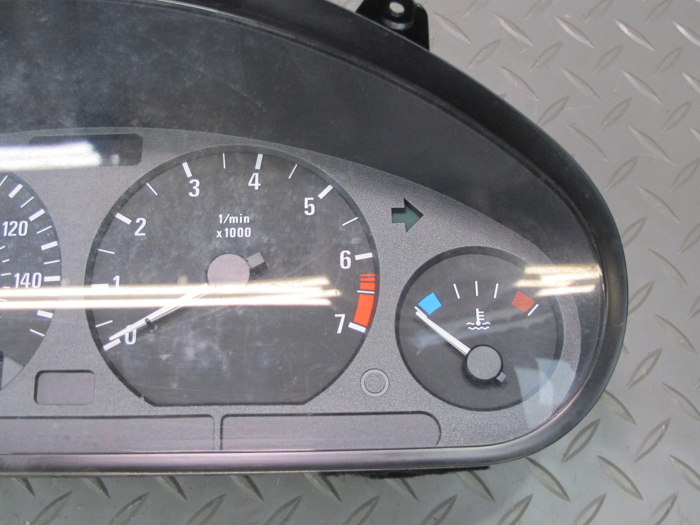 96-98 BMW E36/7 Z3 1.9L Roadster M/T Instrument Cluster Gauge Speedometer OEM