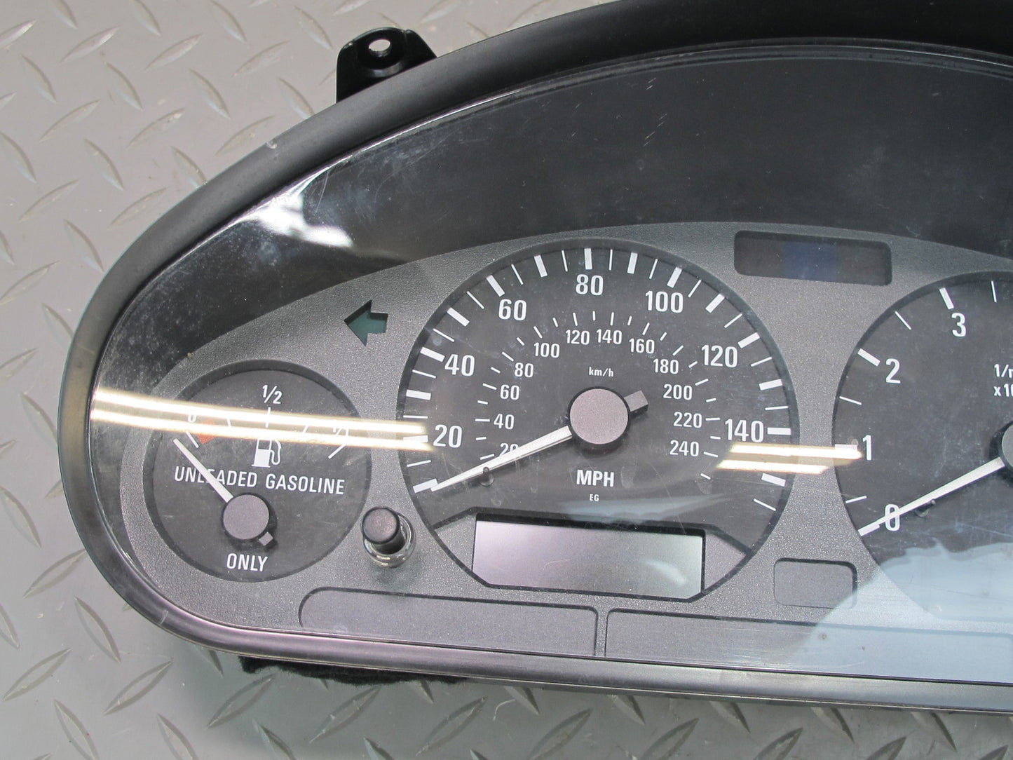 96-98 BMW E36/7 Z3 1.9L Roadster M/T Instrument Cluster Gauge Speedometer OEM
