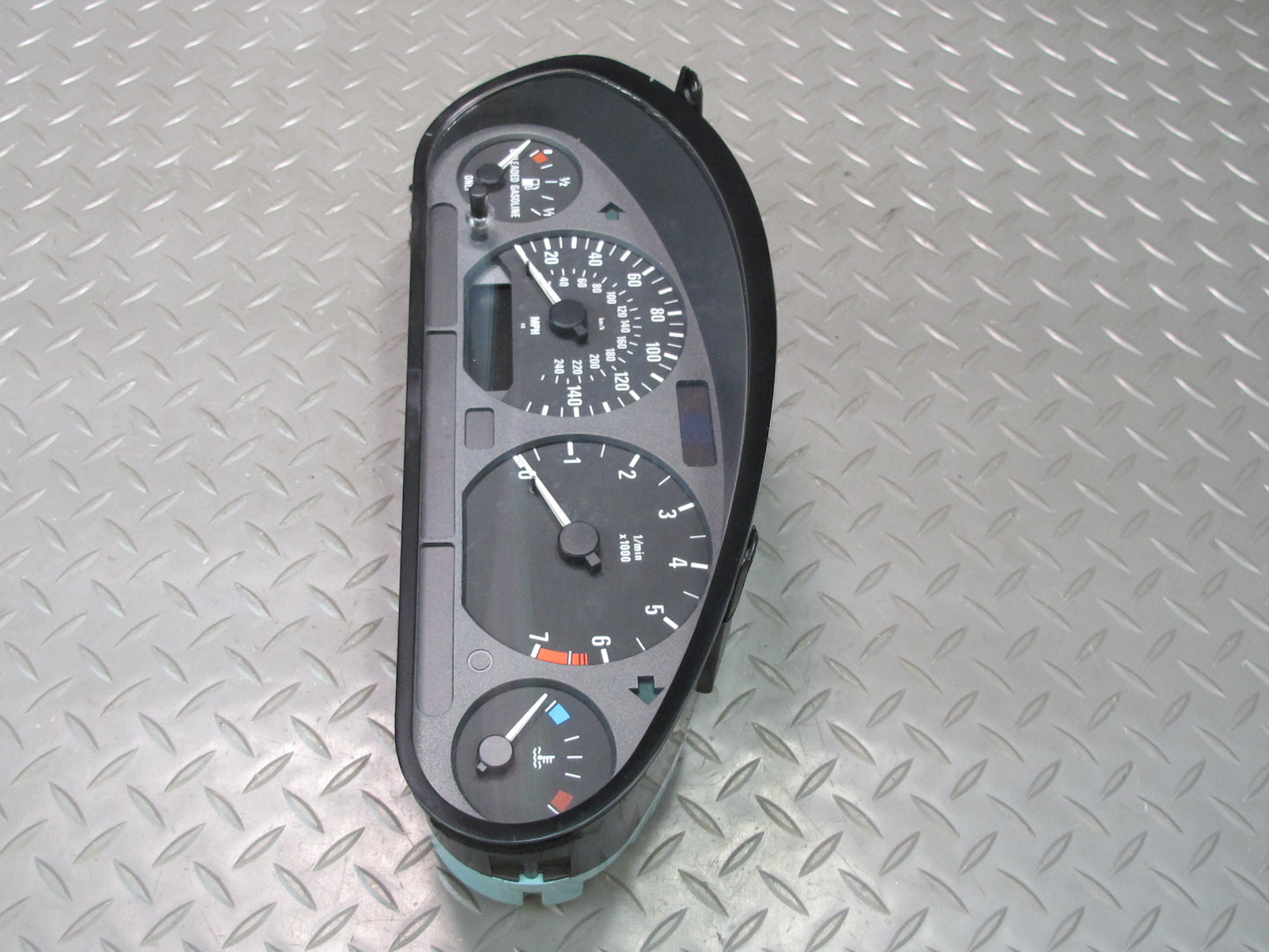 96-98 BMW E36/7 Z3 1.9L Roadster M/T Instrument Cluster Gauge Speedometer OEM